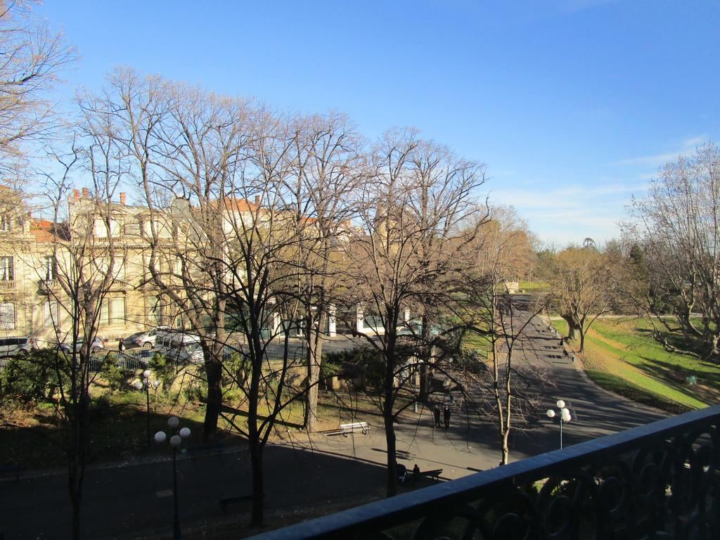 Hotel Des Poetes Avec Parking Sur Reservation Beziers Exterior photo